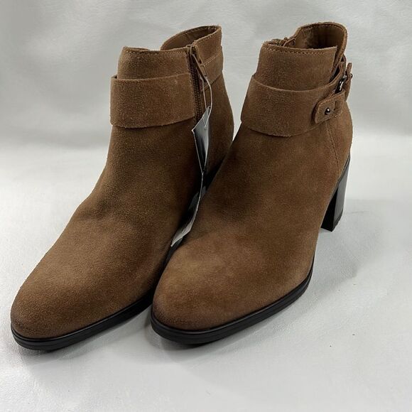 Naturalized | NWT Water Repellent Lydia Bootie - Picture 1 of 7